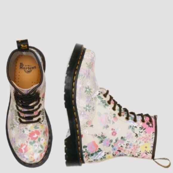 Dr. Martens 1460 FLORAL MASH UP LEATHER LACE UP BOOTS size 7🆕📦⌚🏃💨⚡🚚 - Picture 1 of 15
